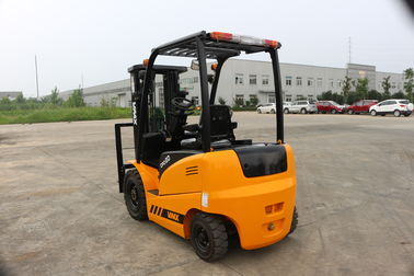 Yellow Electric Warehouse Forklift  2 Ton Ride On Forklift Truck 122mm Fork Width