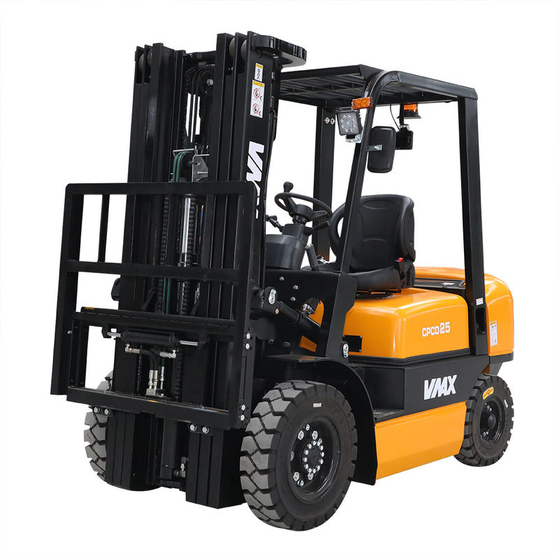 Rough Terrain Diesel Powered Forklift Capacity 2500kgs With Sideshift